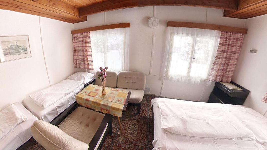 Villa Bungalovy Roznov Rožnov pod Radhoštěm Exterior foto