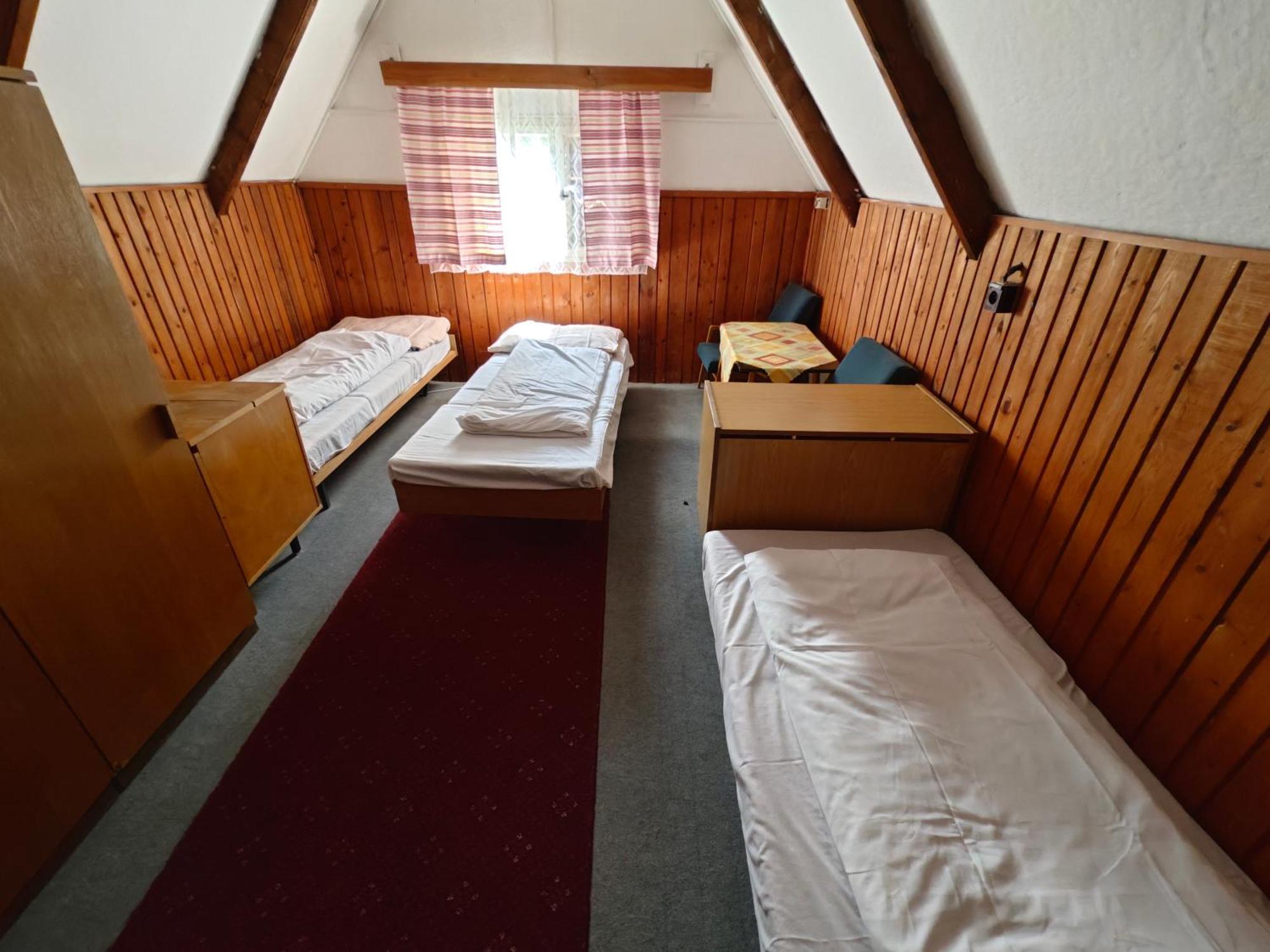 Villa Bungalovy Roznov Rožnov pod Radhoštěm Exterior foto